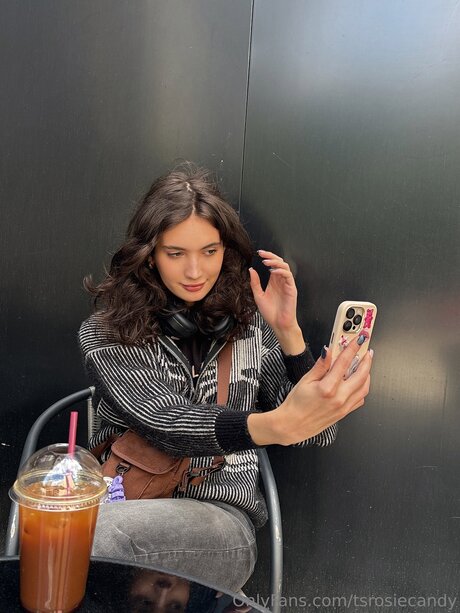 Tsrosiecandy nus de stars du porno des photos