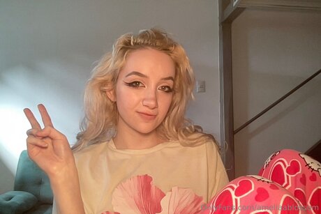 Ameliaablossom modèle image