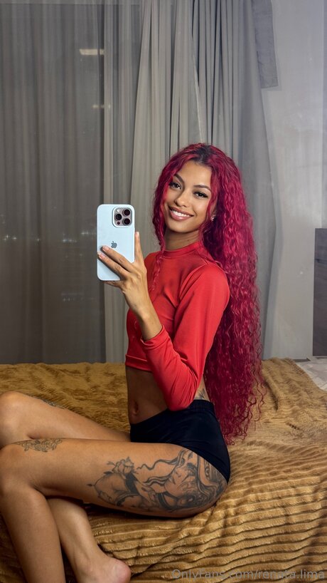 Renata Lima modèle exclusif image