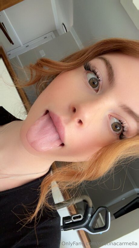 Cristinacarmella actrice érotique archive