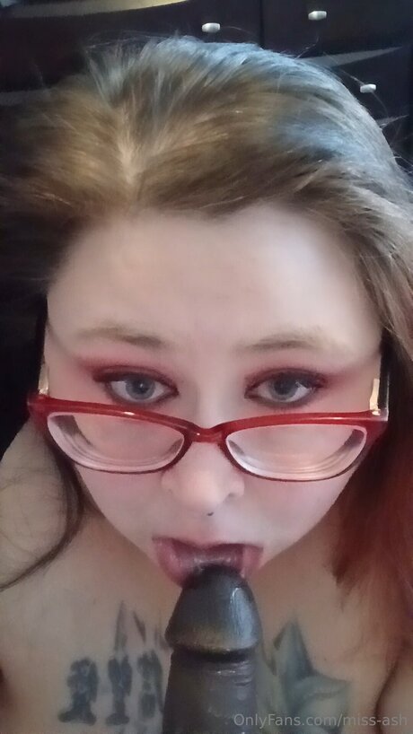 Miss Ash star du porno érotique photos