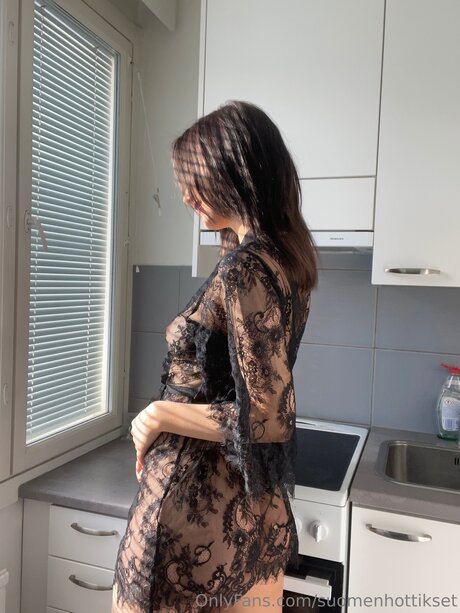 femme nue onlyfans haut nu archive