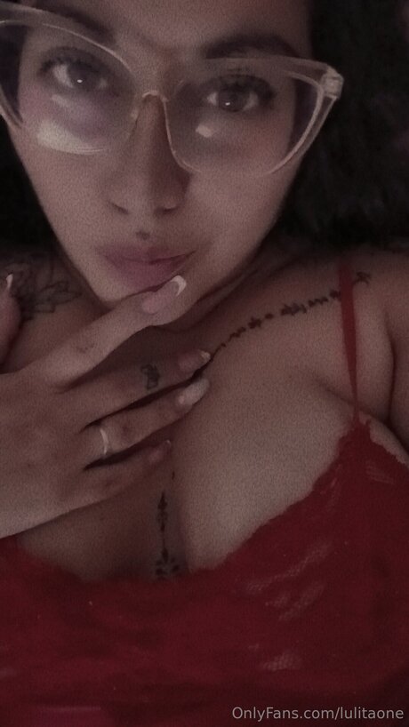 Lulitaone modèle porno photo