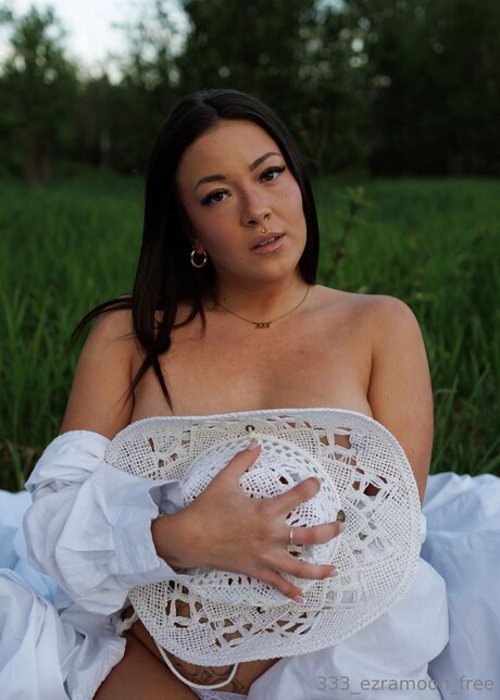 Laptitepouljiotfree haut modèle galeries