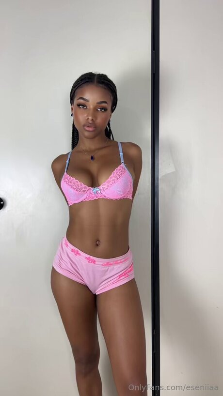 Eseniiaa actrice parfaite archive