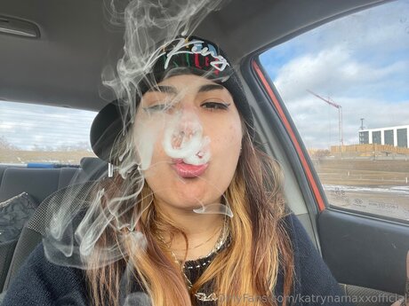 Katrynamaxxofficial modèle chaud galeries