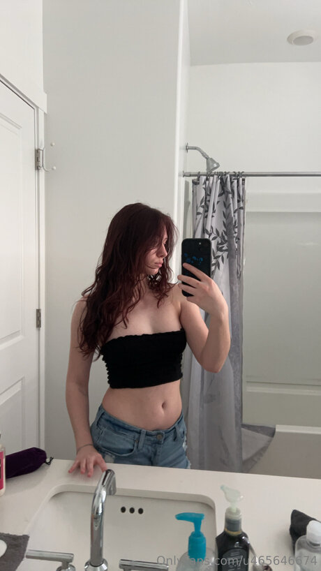 U465646674 modèle artistique des photos