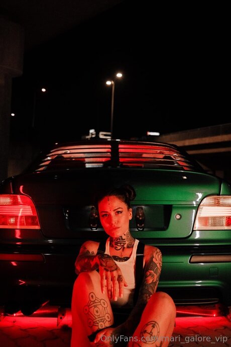 Mari Galore Vip star du porno de haute qualité images