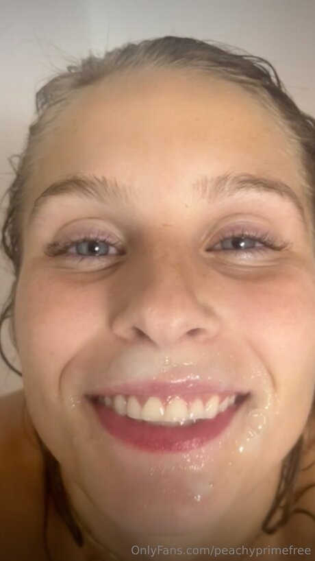 Peachyprimefree étoile exclusive photo