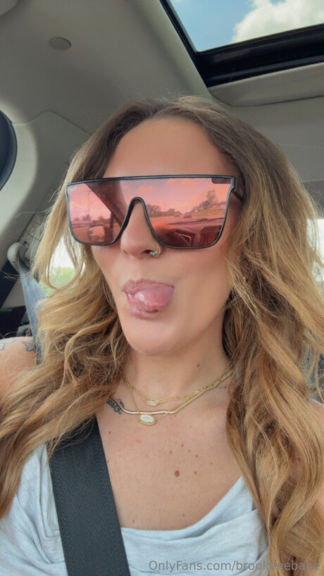 Brookeeebabe star du porno gratuit collection