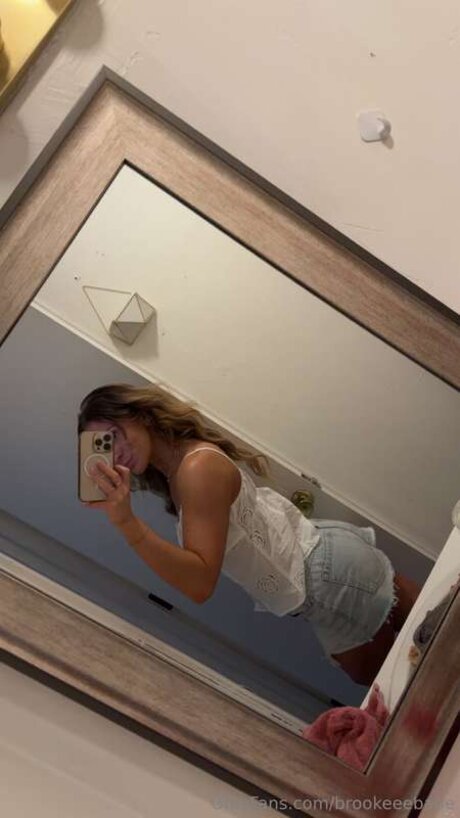 Brookeeebabe art modèle galerie