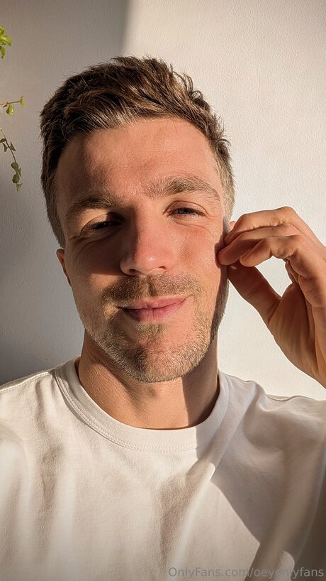 Oeyonlyfans modèle gratuit photo