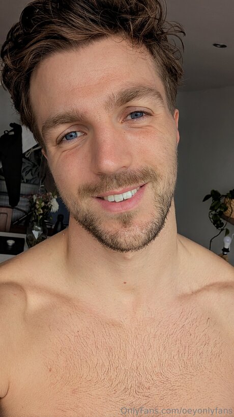 Oeyonlyfans étoile exclusive photo