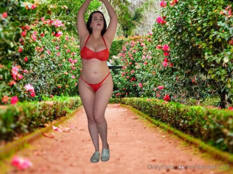 Elbereth123 modèle chaud photo