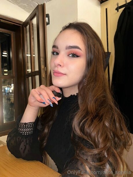 Cute Sophia star du porno parfaite des photos