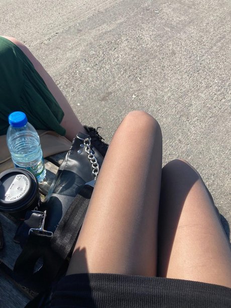 bbabygirllq actrice nue archive