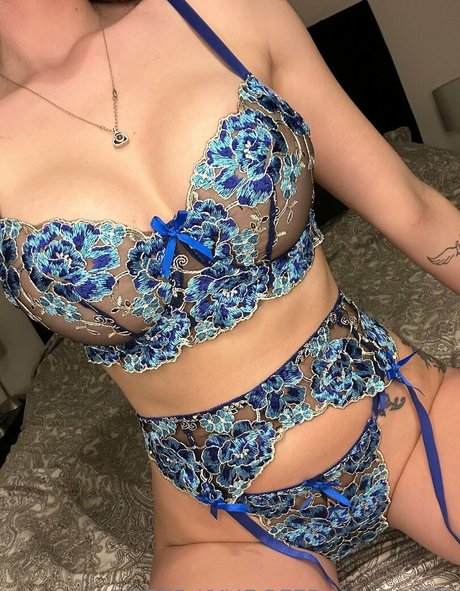 gros seins branlette espagnole onlyfans joli images