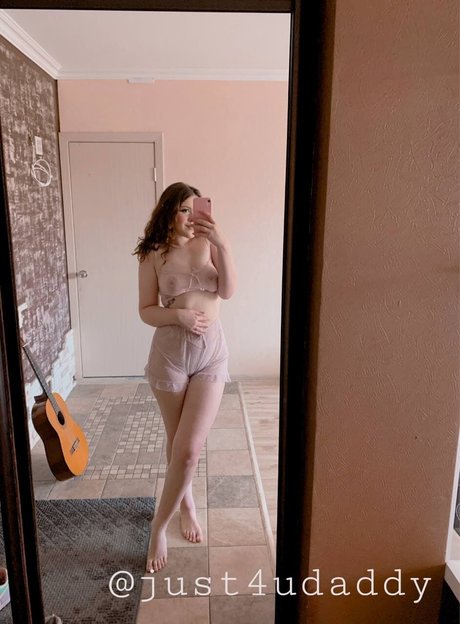 Devo4ka Askorbinka art star du porno photos