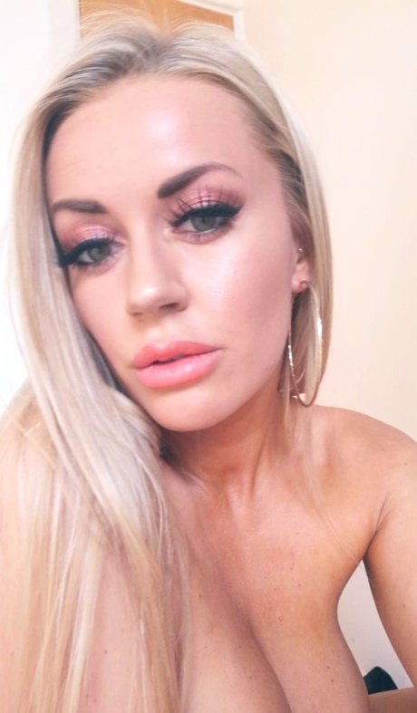 Honey Hera star du porno hd collection