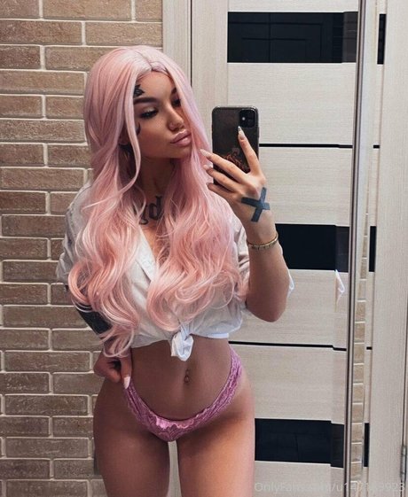 Alice X art modèle archive