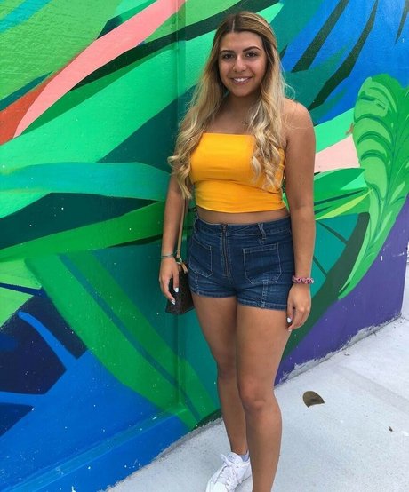 christina compitello modèle meilleur galerie