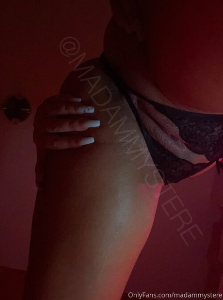 Madam Mystere modèle sympa img