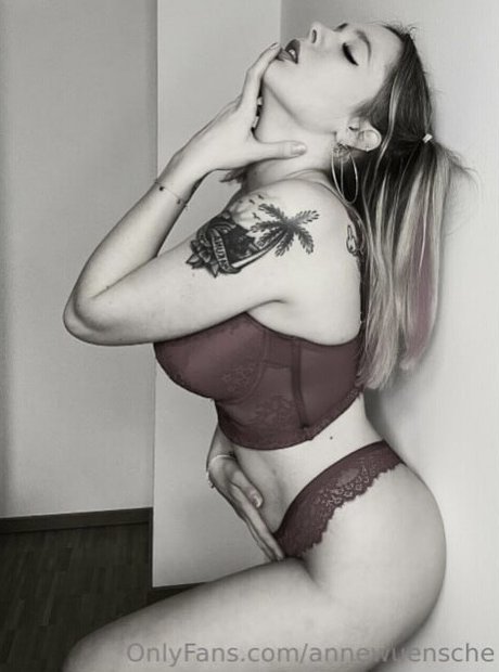 Anne Wuensche modèle joli archive