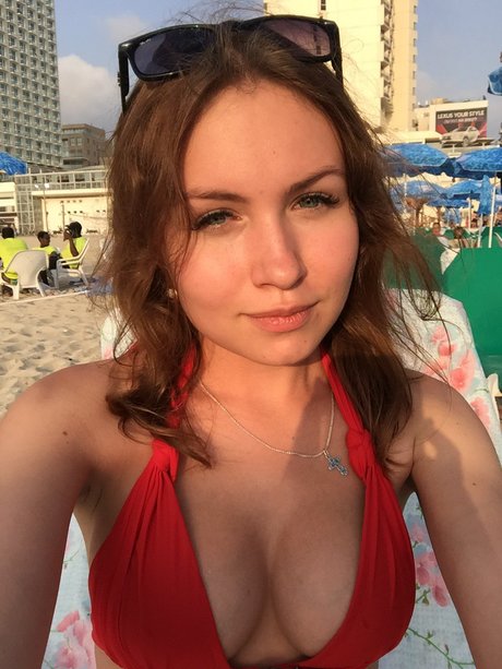 milf brune onlyfans haut érotique images