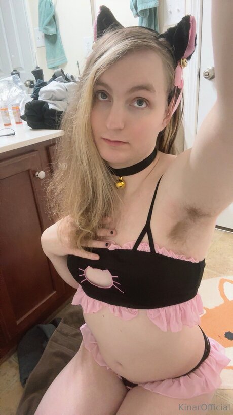 Kinarofficial modèle exclusif photos