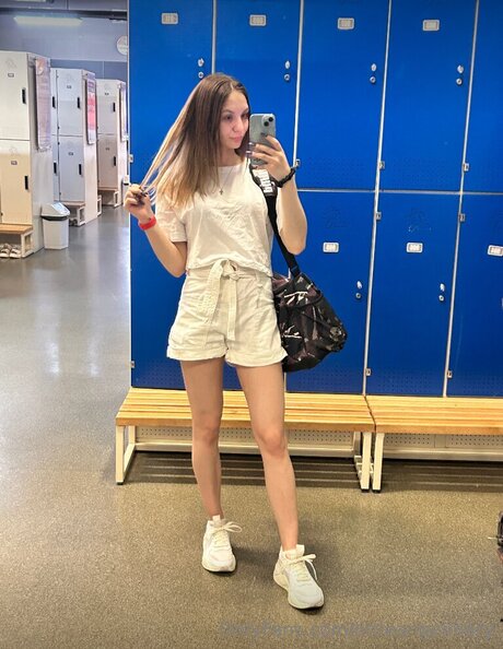 éjaculation pov onlyfans belle nue img