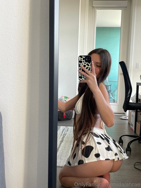 Midajahrae actrice hd des photos