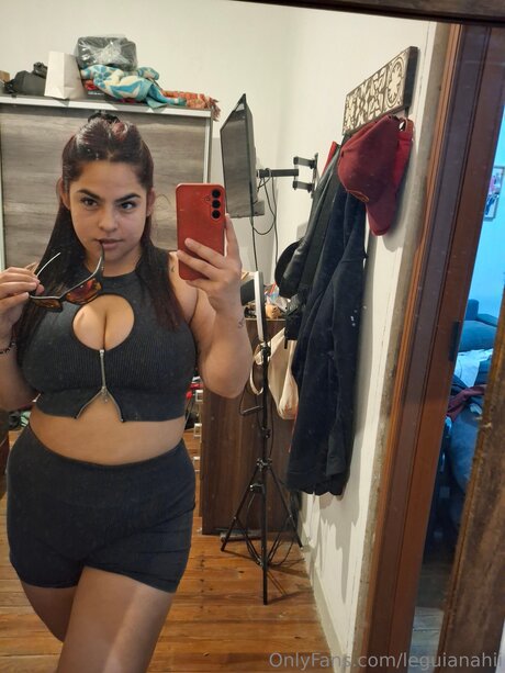 Leguianahii actrice exclusive galerie