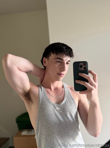 Troyejacobsxxx étoile images