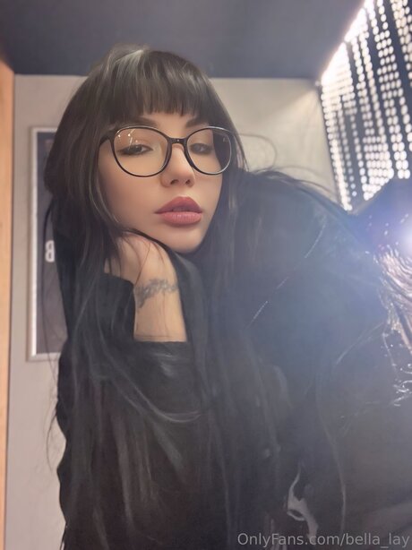 Bella Lay nus de stars du porno images