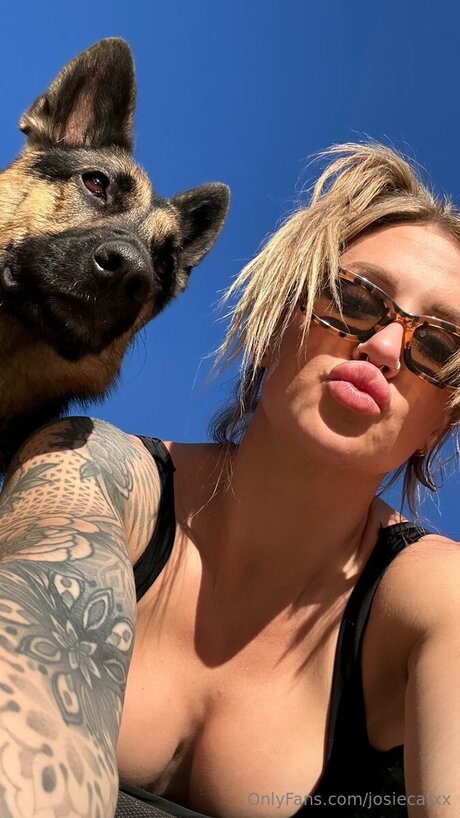 Josiecatxx sexe de star du porno photo