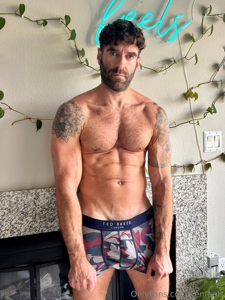 Kenfeels jolie actrice galeries