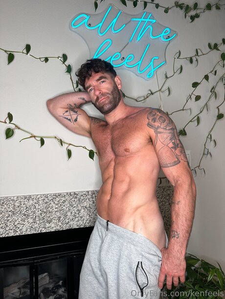 Kenfeels modèle joli image