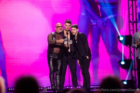 Joeymillsxxx star du porno sympa archive