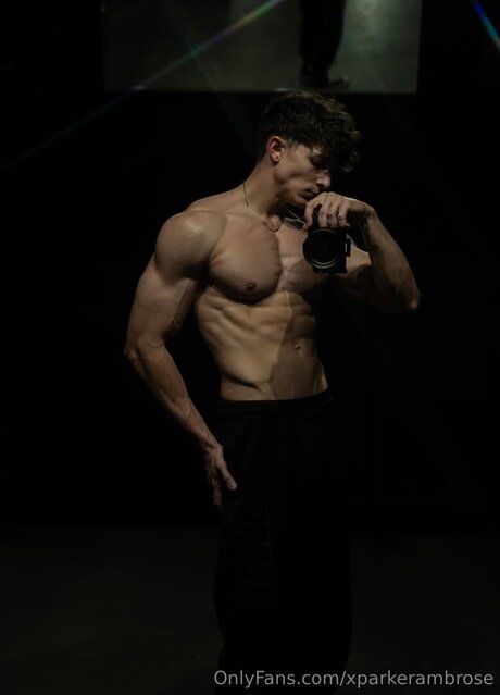 Xparkerambrose modèle adulte photo
