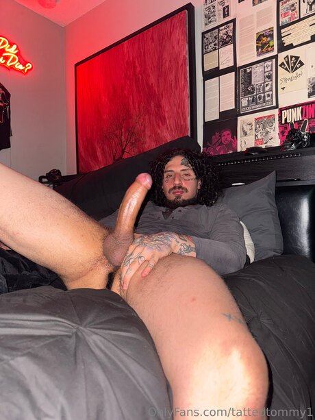 Tattedtommy1 actrice chaude images