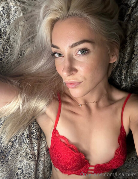 Lisamllrs modèle de sexe photo