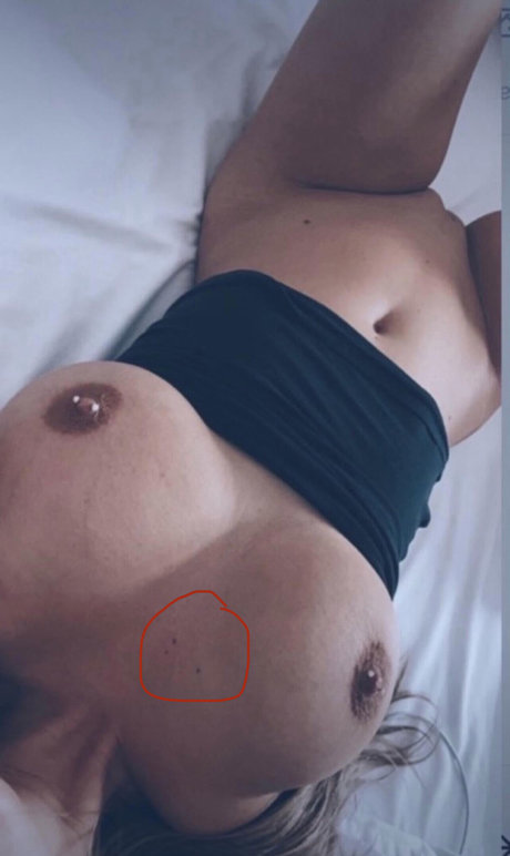 Emanuelle Charboneau_ nus star du porno photos