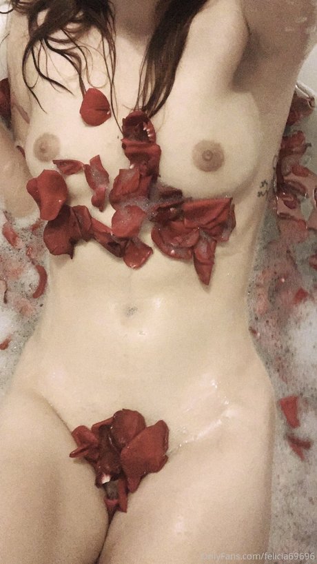 Felicia vina modèle porno photos