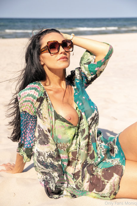 Monika Zakrent haut de star du porno des photos