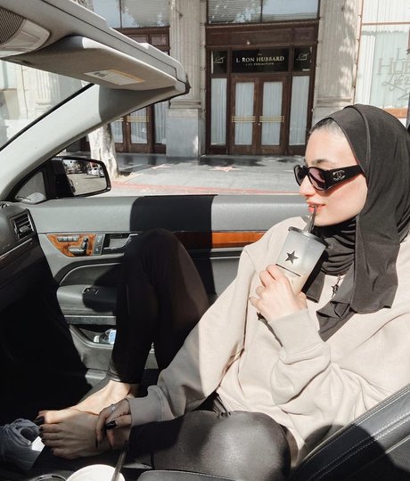 Sher Arar_ actrice de nus image