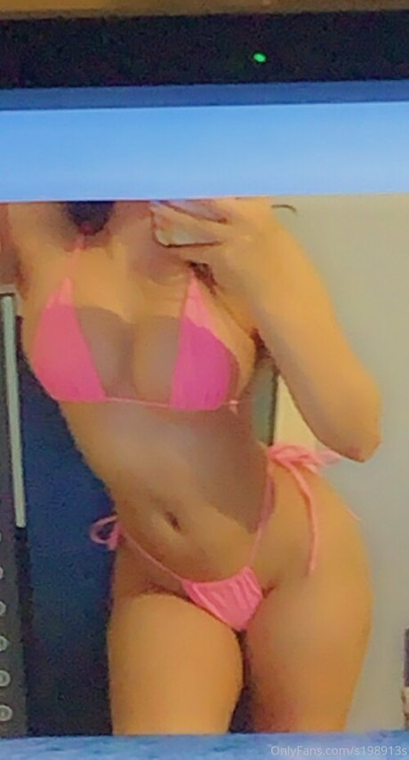 Pervygff joli modèle photo