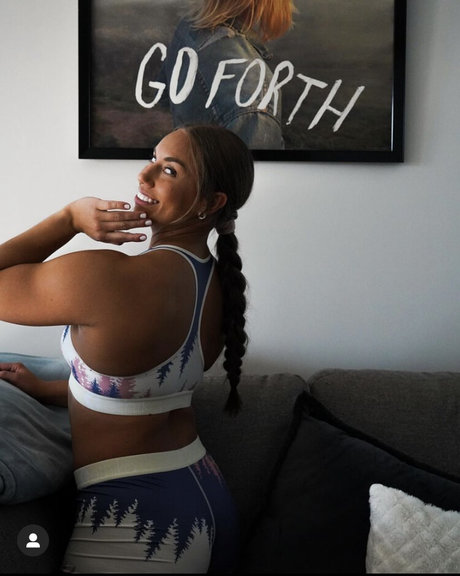 EllieBaerFit sexe star collection