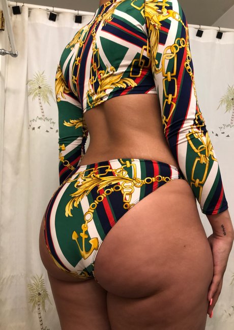 latina épaisse uniquementfans xxx hd photo