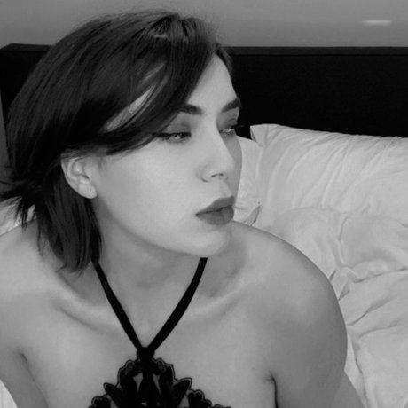 Coughs jolie star du porno photo