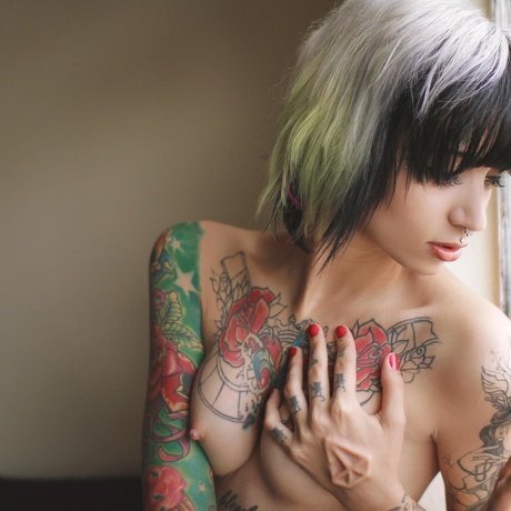 Ana Buhr Buldrini_ modèles nus images